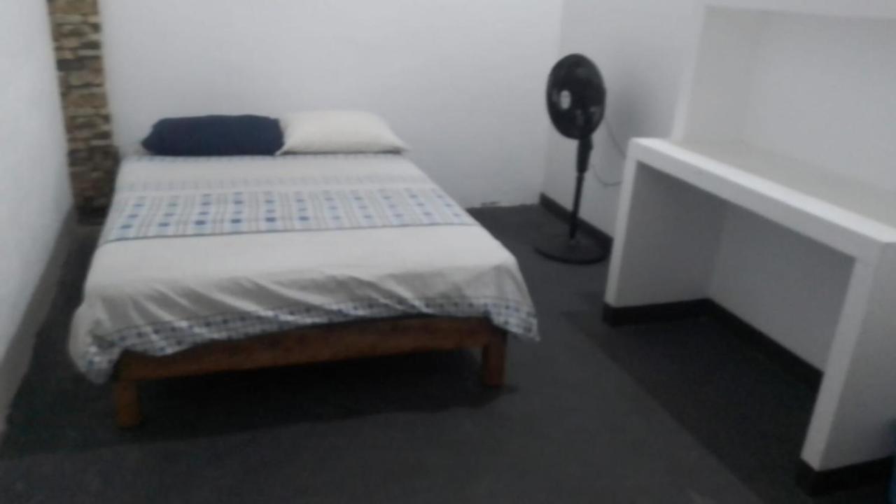 Hostal Bahia Acapulco Bagian luar foto